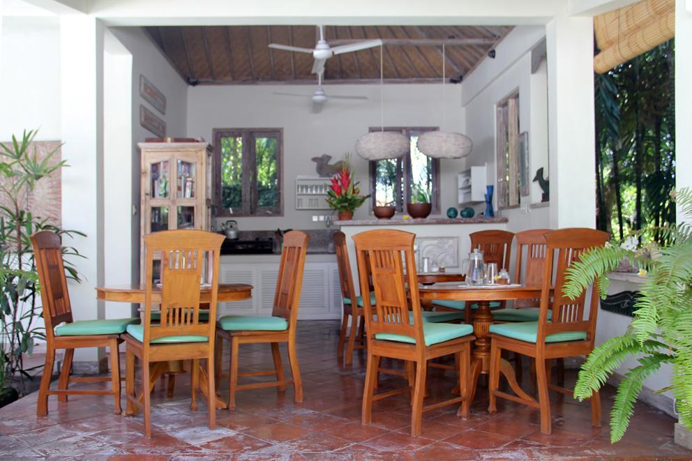 Papaya Guesthouse Canggu Extérieur photo